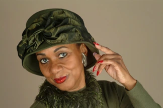 Headshot of Zola Cromwell.