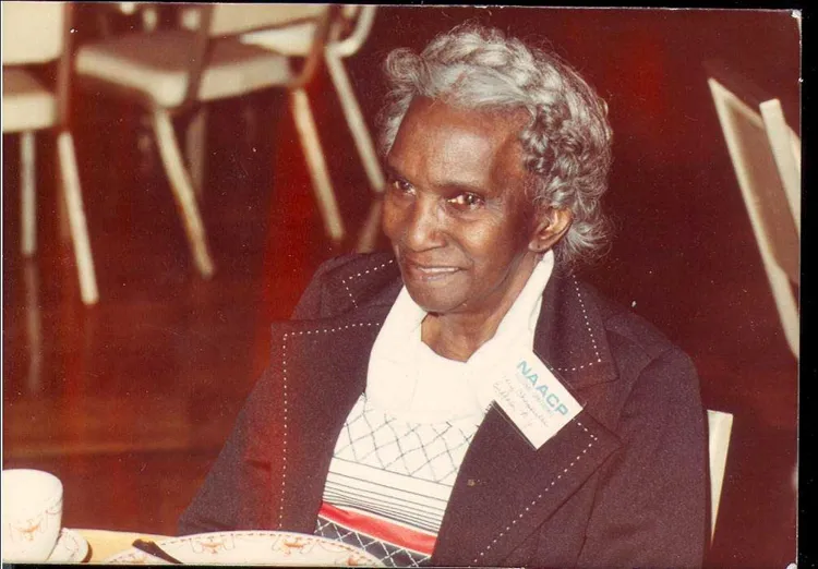 Mary Chappelle biography image 1