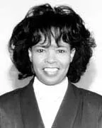 Renae Kimble biography image 1